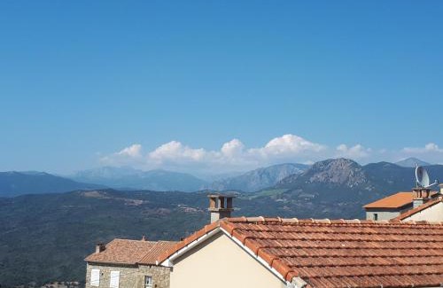 Calcatoggio Apartment | Corse village Calcatoggio location pour 2 pers avec terrasse 5 kms des Plages