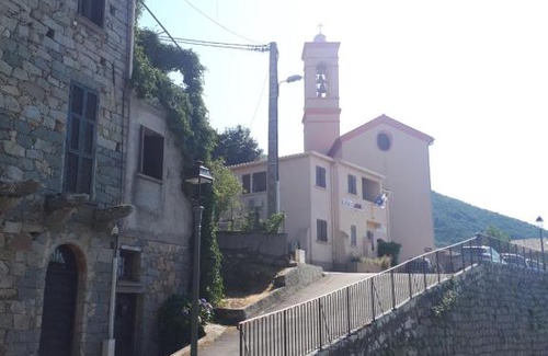 Calcatoggio Apartment | Corse village Calcatoggio location pour 2 pers avec terrasse 5 kms des Plages