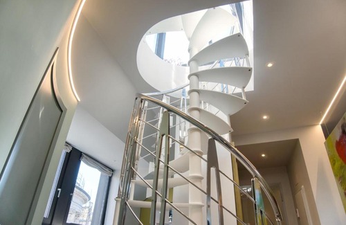 San Babila Apartment | Corso Vittorio Emanuele stunning Penthouse - Exclusive living in Milan