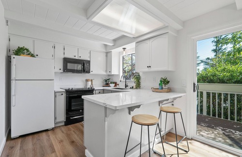 Aptos House | Corte Cabrillo 2 bedroom townhouse in Aptos *30 night Minimum*