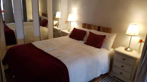 Cortes de la Frontera House | Cortes de la Frontera Townhouse