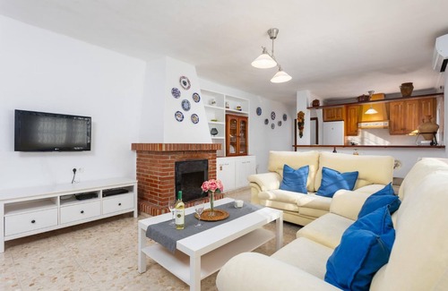 Nerja Villa | Cortijo Mari Carmen - Three Bedroom Villa, Sleeps 6