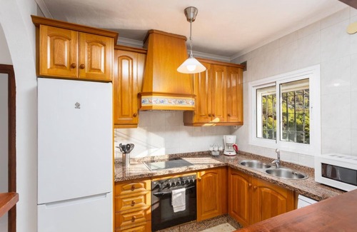 Nerja Villa | Cortijo Mari Carmen - Three Bedroom Villa, Sleeps 6