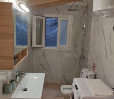 Old Town Apartment | cortile antico