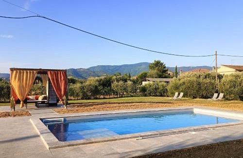 Cortona House | CORTONA Piscina e Paradiso Verde Adults Only