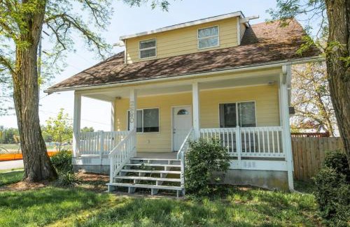 Corvallis Apartment | Corvallis OSU 3 Bedroom Cheerful Bungalow House