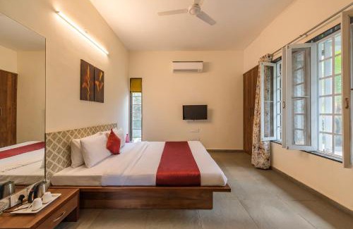 Paud Villa | CosmicStays Grey Stone Villa Mountain & Dam View
