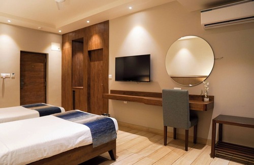 Margao Hotel | Cosmique Clarks Inn Suites , Goa
