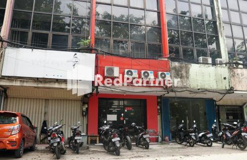 Gambir Hotel | Cosmo Harmoni RedPartner