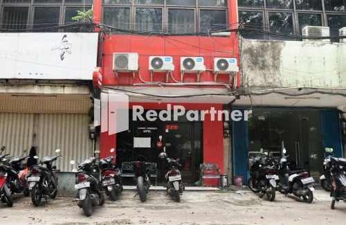 Gambir Hotel | Cosmo Harmoni RedPartner