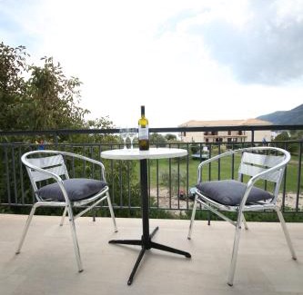 Vassiliki Apartment | Cosmos Apartments