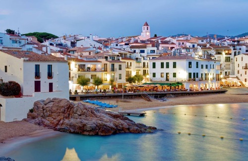 Calella de Palafrugell Apartment | Costa Brava E-6 in Lloret de Mar