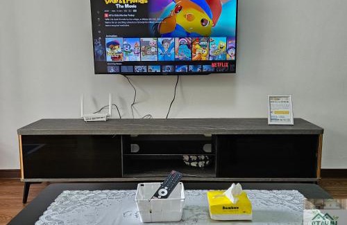 Malacca City Apartment | Costa Mahkota Malacca - Walking distance to Mahkota Parade, Mahkota Medical Centre, Jonker Street l Netflix l TV Games - 4pax