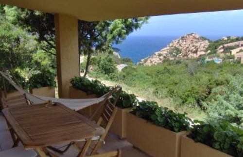 Costa Paradiso Villa | Costa Paradiso: a terraced house with a private garden, initial cleaning is free