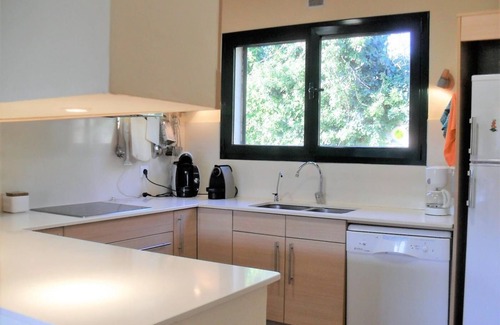 Camallera Villa | Costabravapartment Casa Anna + pool, 15 mins to the Costa Brava beaches