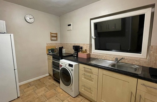 Wandsworth Apartment | Cosy 1-bed Flat, Family Friendly, Free Parking