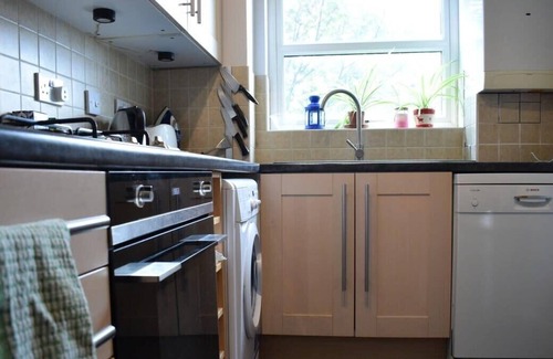 Hackney Wick Apartment | Cosy 1 Bed Flat In Homerton By Victoria Park