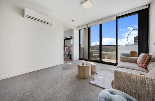 Lyons Apartment | Cosy 1-Bed With Balcony, Pool & Leisure Area
