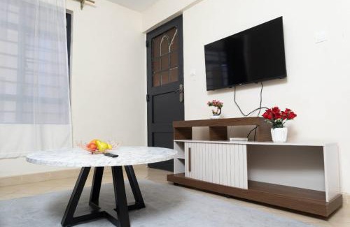 Nairobi Apartment | COSY 1Br 43' SMART TV