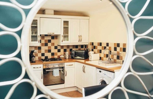 Castle Donington Apartment | Cosy 1BR Apt Near Airport Free Parking | By DerBnB