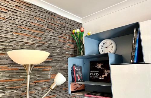 Gambetta Apartment | Cosy 1BR Apt in Modern Residence Paris La Défense