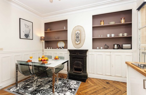 Saint-Victor Apartment | Cosy 1BR with Balcony Near Seine