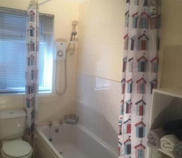 Slyne Apartment | Cosy 2-Bed Apartment near the beach in Morecambe