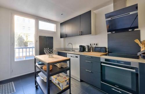 Lodi Apartment | Cosy 2 Bedroom Flat 10min to the Vieux Port