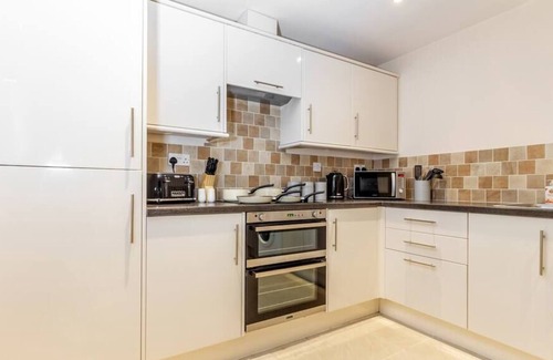 Malvern Apartment | Cosy 2 bedroom Flat in Malvern - Hillbrook House 4