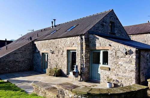 Great Longstone House | Cosy 2 bedroom barn in pretty village, close to the Monsal Trail and Chatsworth