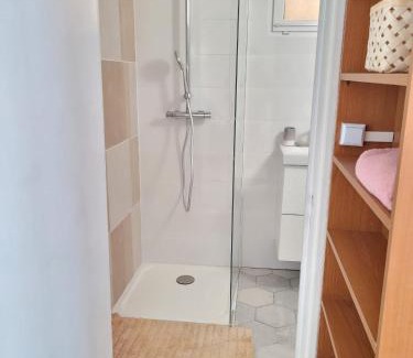 Sartrouville House | COSY 2 pièces à Sartrouville au Centre à 500m de la gare
