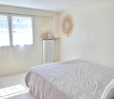Sartrouville House | COSY 2 pièces à Sartrouville au Centre à 500m de la gare