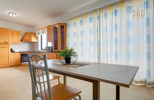 Siggiewi Apartment | Cosy 2BR penthouse with private balcony