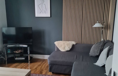 Cann Hall House | Cosy 4 bed house in great location.
