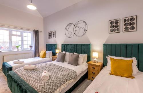 Saint Paul's House | Cosy Admiralty Terrace with FREE PARKING by Prescott Apartments