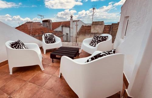 Santo Estevao Apartment | Cosy Alfama Hideout - with rooftop terrace