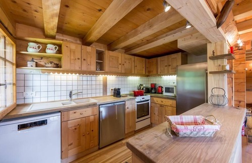 Servoz Ski Chalet | Cosy all-wood chalet, Chamonix valley, breathtaking Mont Blanc view