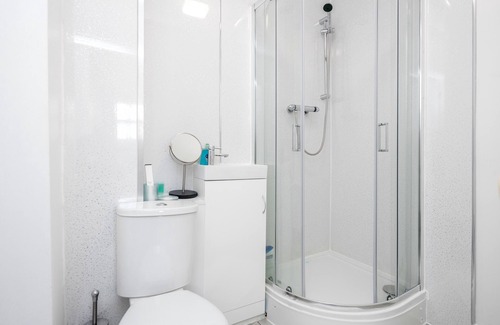 New Cross Apartment | Cosy and Functional 1 bedroom flat in London