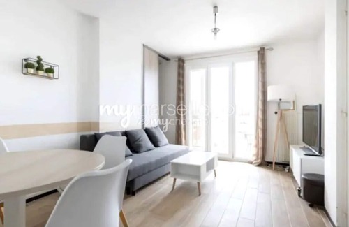 Montolivet Apartment | Cosy and quiet residential apartment 13004 Marseille