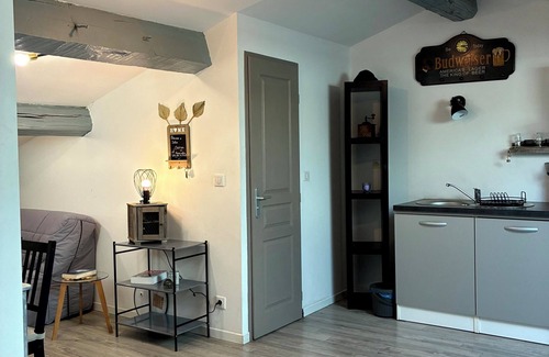 Saint-Zacharie Apartment | Cosy and relaxing atmosphere in St Zacharie, in the heart of the village.