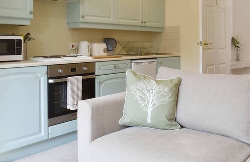 Verwood House | Cosy annexe, 4 person, nearby to beach and forests