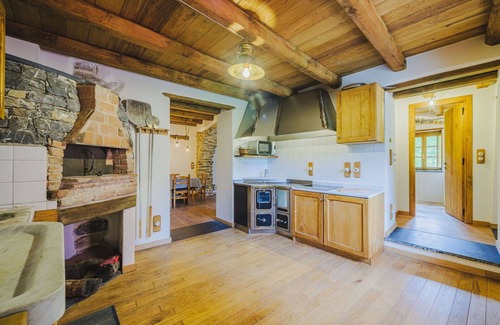 Velva Apartment | Cosy apartment for 4 people with WIFI, TV and patio