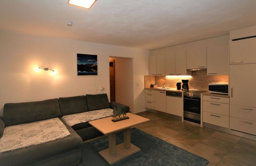 Holdernach Apartment | Cosy apartment for 4 guests with WIFI, TV and terrace