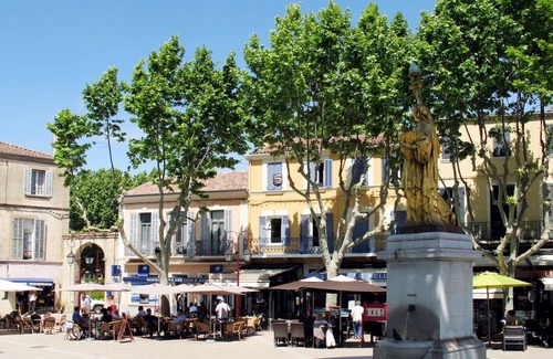 Les Lecques Apartment | Cosy apartment for 2 people with WIFI, A/C, TV and parking
