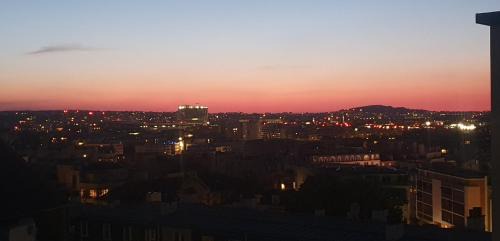Issy-les-Moulineaux Apartment | Cosy apartment with a magnificent view 10 min from Paris Exhibition Centre