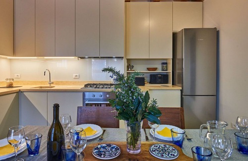 Caprino Veronese House | Cosy apartment in villa for 8 people with WIFI, TV and patio