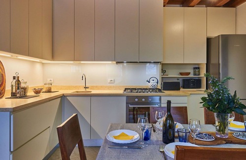 Caprino Veronese House | Cosy apartment in villa for 8 people with WIFI, TV and patio