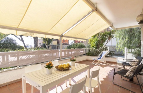 Marina di Andora Apartment | Cosy apartment for 4 guests with WIFI, A/C, terrace and pets allowed