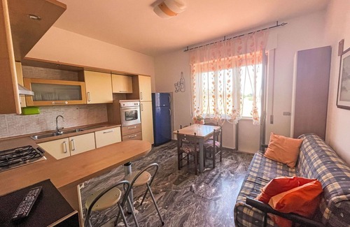 Torino di Sangro Apartment | Cosy apartment for 6 guests with A/C, TV, patio and panoramic view