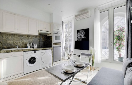 Quartier de la Porte-Saint-Denis Apartment | Cosy apartment - 1BR/3P - Strasbourg Saint Denis